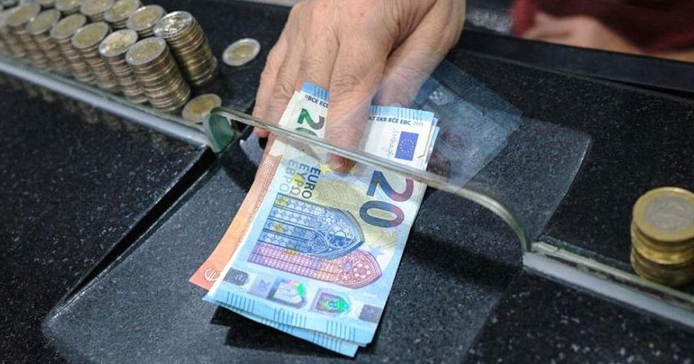 Rritet euro, rifiton pike ndaj lekut